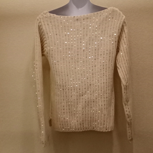Cache Sweater with Sequins - Picture 7 of 11